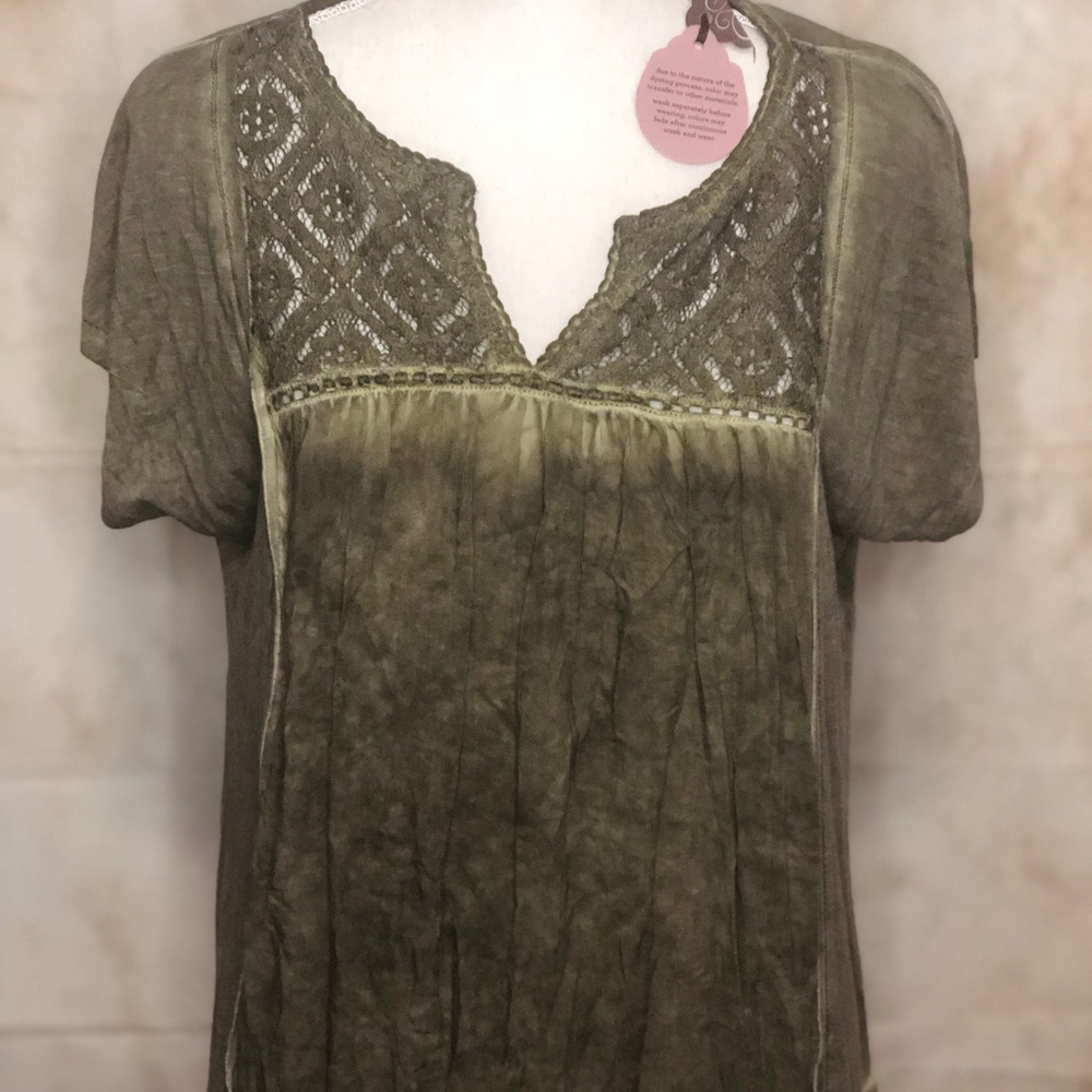 NWT Knox Rose olive Green short sleeve top Sm